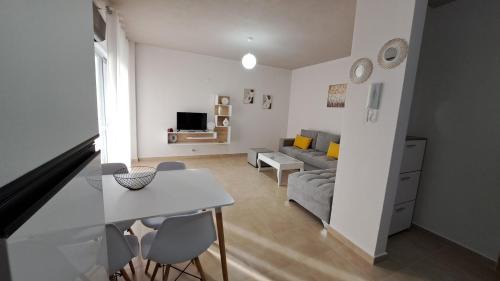 Durres Apartment | Top-Rated Leka House by Durrës Beach for Families