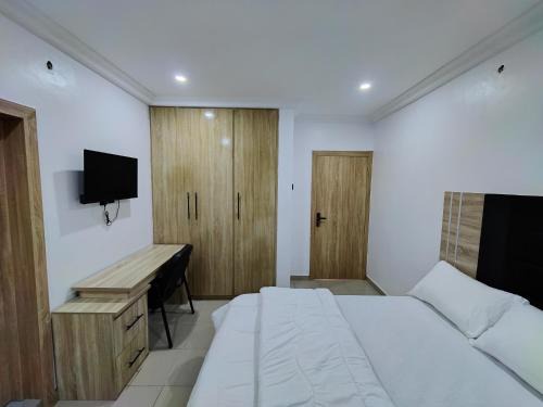 Lekki Phase 1 House | Lekki Continental Apartment