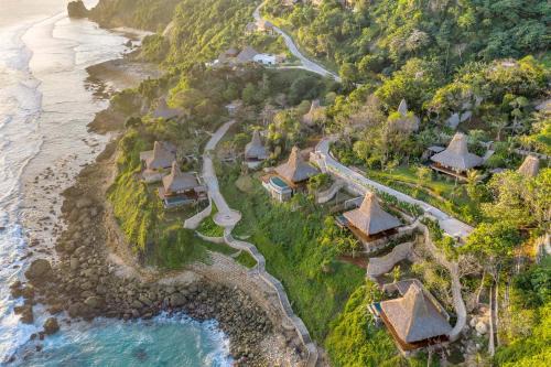 Wanokaka Resort | Experience Bliss at Lelewatu Resort Sumba - 5 Star Oasis