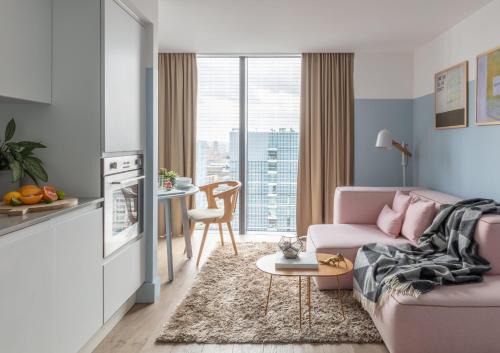 Tower Hill Hotel | Discover Comfort at Leman Locke: 4-Star Pet Friendly Escape