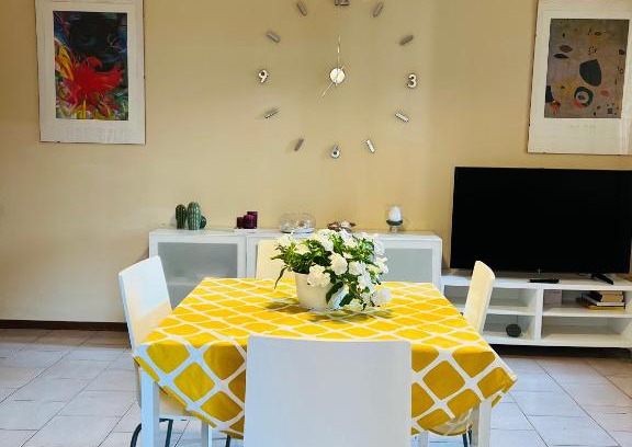 Santa Tecla Apartment | LEMON HOUSE: Family-Friendly Retreat Near the Sea