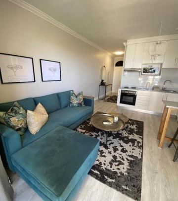 Stellenbosch Central Apartment | Oceanfront Retreat at Lemon Rind - 4 Star Excellence