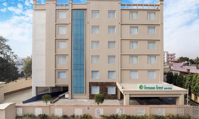 Aligarh Hotel | Relax at Lemon Tree Hotel, Aligarh - 4-Star Comfort & Amenities