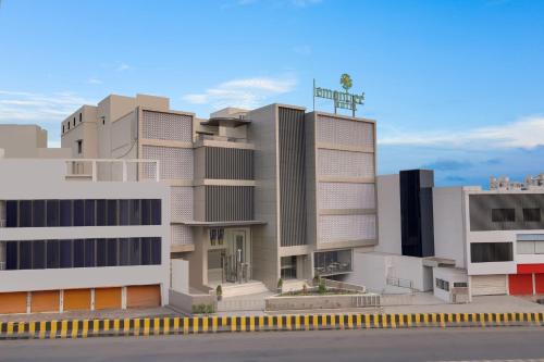 Jamnagar Hotel | Enjoy Comfort at Hotel Fortune Palace - 4 Star Experience