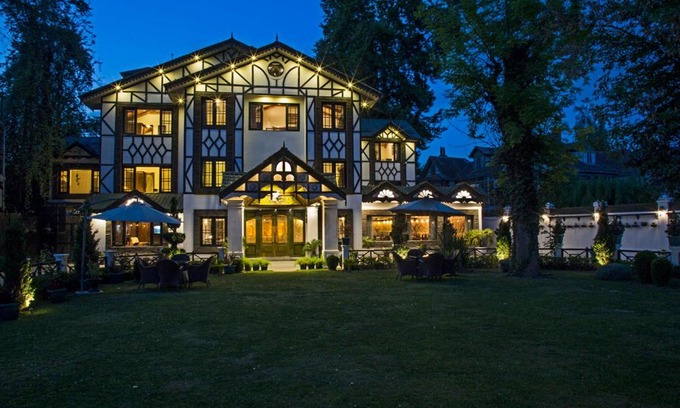 Srinagar Hotel | Discover Lemon Tree Hotel Srinagar: Accessible & Family-Friendly