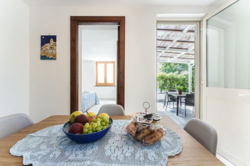 Procida House | Lemon Tree House