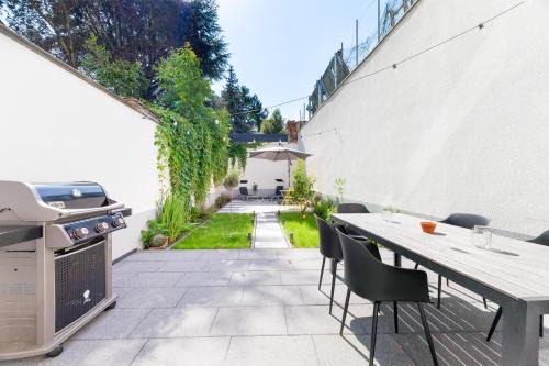 Alt-Muhlburg Apartment | Exceptional Lemon3: Private Garden, Mini Gym in Karlsruhe