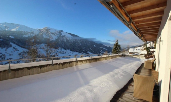 Lenk Ski Chalet | Welcome to Lenk4you: Family-Friendly Retreat & Breakfast