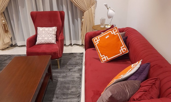 Accra Apartment | Discover Lennox: 1-Bedroom Retreat with Pool & Spa