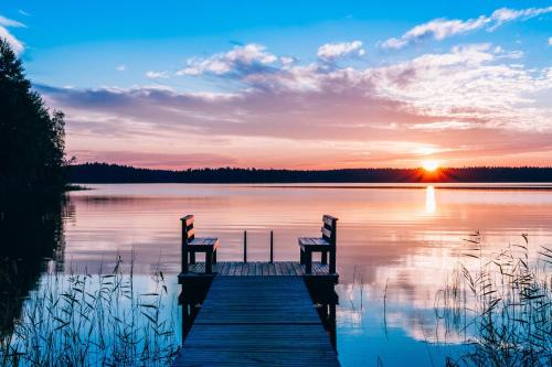 Kehys-Kainuu House | Discover Lentiira Holiday Village: Pet-Friendly Retreat