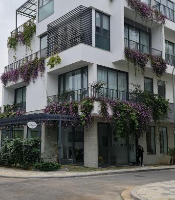 Ngoc Quang House | Welcoming LEO HOMESTAY: Family-Friendly Retreat Awaits!