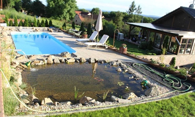 Marianske Lazne House | Discover Leo Residence: Family-Friendly Retreat with Pool
