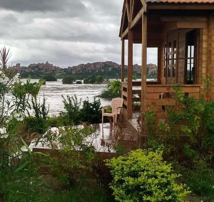 Kamalapur Bed & Breakfast | Relax at Leo Wooden Resort with Pool and Breakfast Included