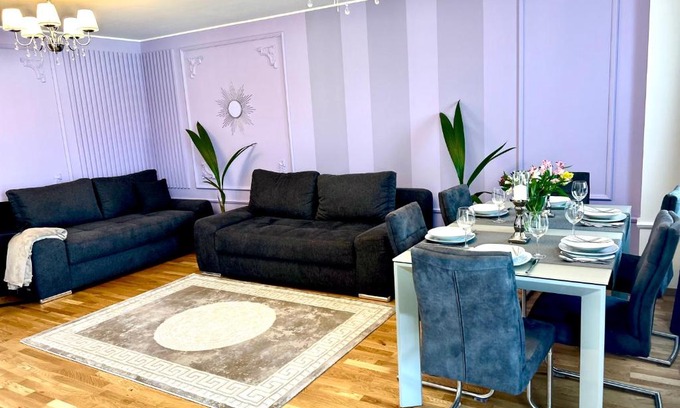 Gohlis Apartment | Family-Friendly Leon Art Apartment with High Guest Ratings