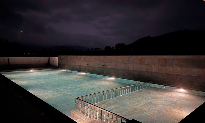 Gundlupet Resort | Leopard Hill Resort - Bandipur