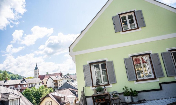 Waidhofen An Der Ybbs Apartment | Family-Friendly Retreat at Leopold an der Ybbs, Rated 9/10