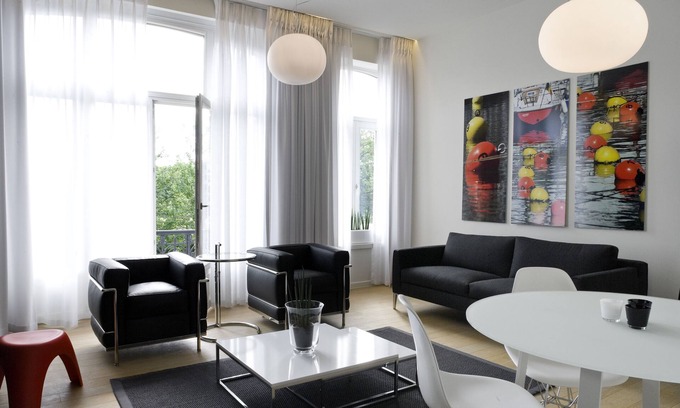 Ostend City Centre Apartment | Elegant Leopold5 Luxe-Design Apartment with Ocean View