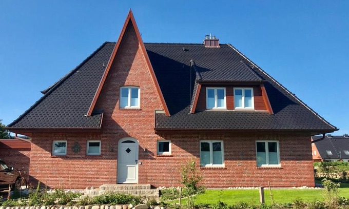 Wenningstedt-Braderup Apartment | Indulge at Lerchenhof: Guest Rated 10/10 with Private Pool