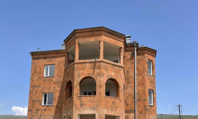 Aruch House | Discover LERNAROT: Family-Friendly Retreat with Pool