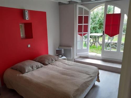 Osse-en-Aspe House | Family-Friendly Retreat at Les 2 p'tits loups Hotel