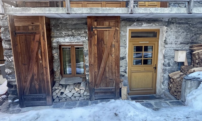 Villarabout Apartment | Inviting Les 3 Vallees Apartment with Kitchen & Breakfast