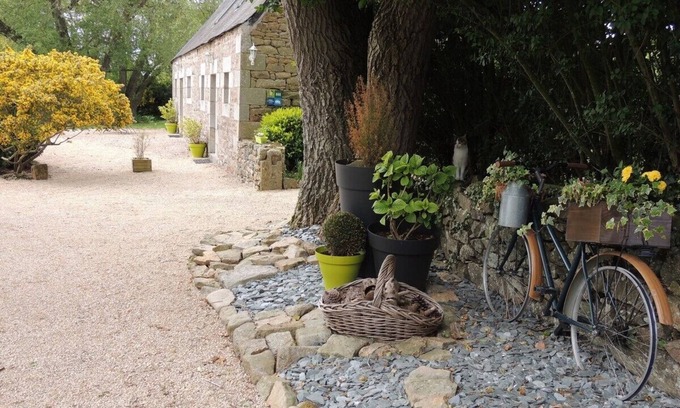 Ploumilliau Cottage | Relax at Les 3 Voiles - Oceanfront Gem on Pink Granite Coast