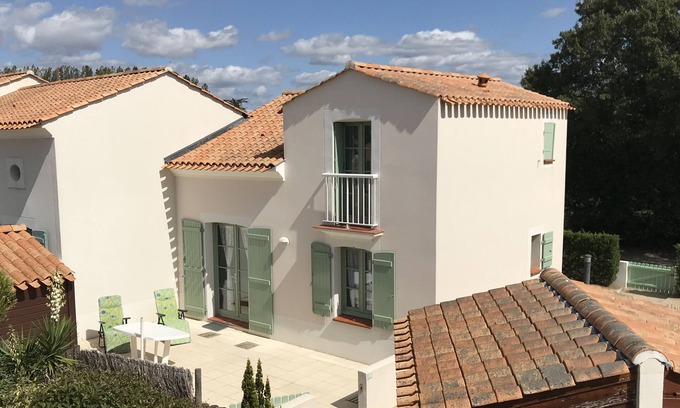 Saint-Hilaire-de-Riez House | Les Aiguilles de Pins in Vendée - quiet with swimming pool and close to the beach