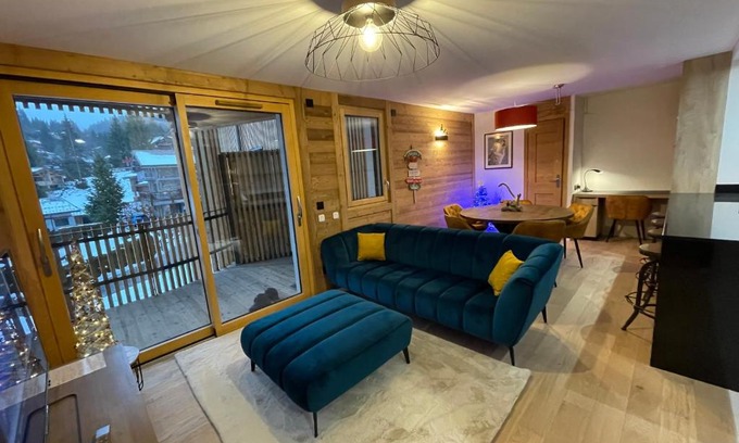 Les Carroz-d'Araches Apartment | Welcome to les Airelles 202: Family-Friendly & Guest Rated 9.8