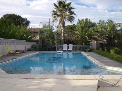 Le Grau-dʼAgde Bed & Breakfast | Discover Les Algues du Grau: Family-Friendly with Pool