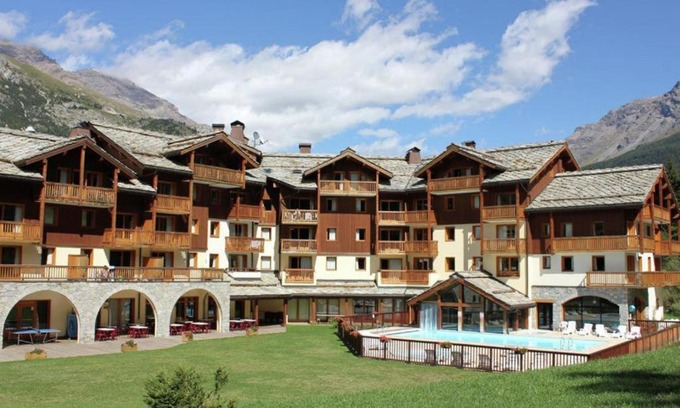 Val Cenis Apartment | Discover Les Alpages de VAL CENIS: 9.1/10 Ratings & Pool
