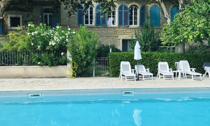 Graveson Other | Cozy Cottage in St Rémy de Provence: Family-Friendly Retreat