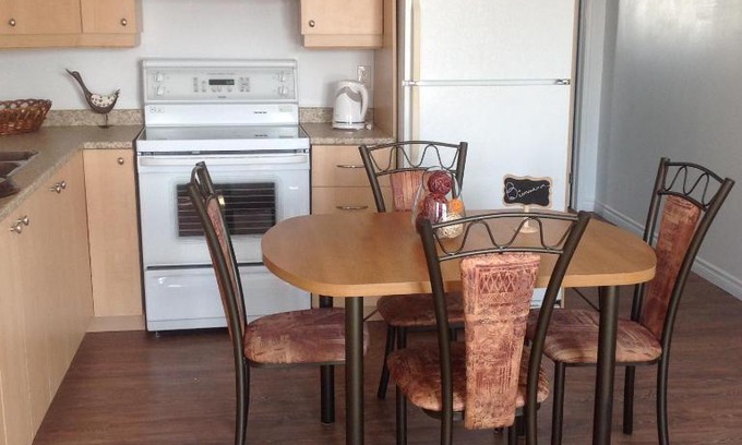Saint-Gedeon Apartment | Discover Les Appartement 4 Saisons des Iles - Pet Friendly Stay