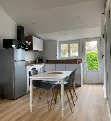 Saint-Martin de Brehal Apartment | Family-Friendly St Mart Apartments Near Top Attractions