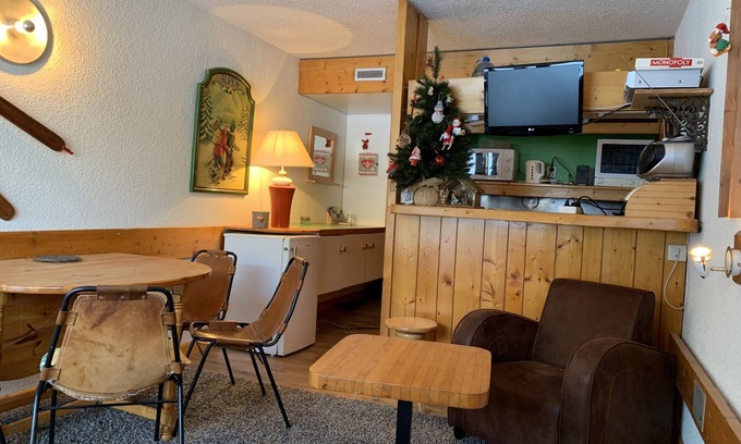 Arc-1800 Apartment | Les Arcs 1800: Centrally Located Studio with Spa & Pool