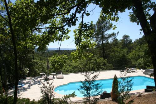Roussillon Bed & Breakfast | Experience Bliss at les Bartavelles: 4-Star Oceanfront Escape