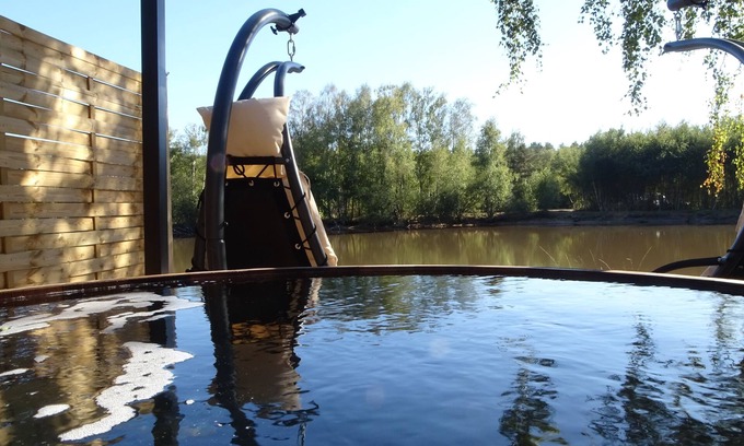 Brinon-sur-Sauldre House | Unique Stays at Les Bulles de Sologne with Spa and Hot Tub