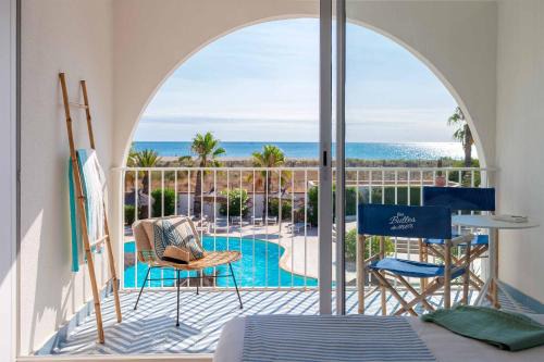 Saint-Cyprien Plage Hotel | Experience Les Bulles de Mer: Spa Hotel by the Lagoon