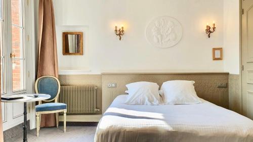 Houlgate Hotel | Oceanfront Les Cabines with Family-Friendly Amenities