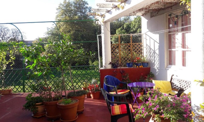 Mazamet Bed & Breakfast | Discover Les Camélias: Guest Rated 9.2 with Family Amenities