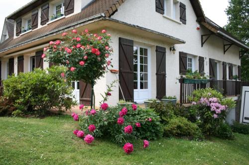 Saint-Germain-de-la-Grange Bed & Breakfast | Discover Relaxation at Les Chambres de la Grange