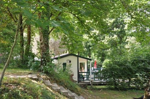 Payzac Ski Chalet | Explore Les Chalets Du Moulin Du Châtain: Family & Pet Friendly