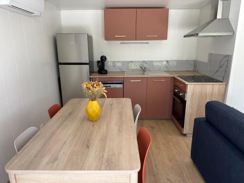 Cosnac Other | Family-Friendly Retreat at Les Chalets de Pialou - Tilleul