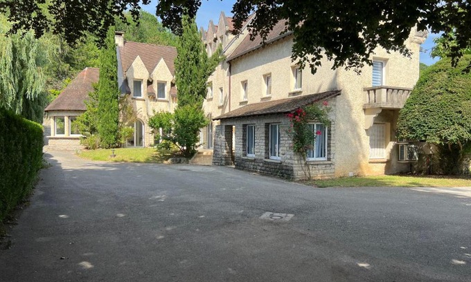 Sault-Brenaz House | Relax at Les Chambres de Brénaz with Pool & Hot Tub