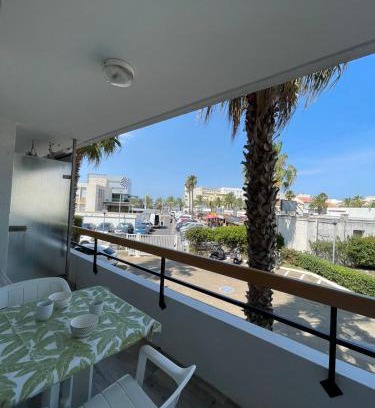 Le Grau-Du-Roi Apartment | Oceanfront Retreat at Les Cigales de Mer - 4-Star Escape