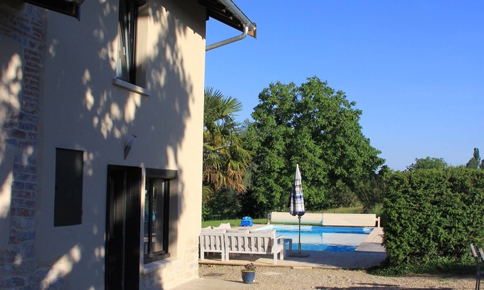 Saint-Remy House | Idyllic Les Combes: Poolside Retreat with Scenic Views