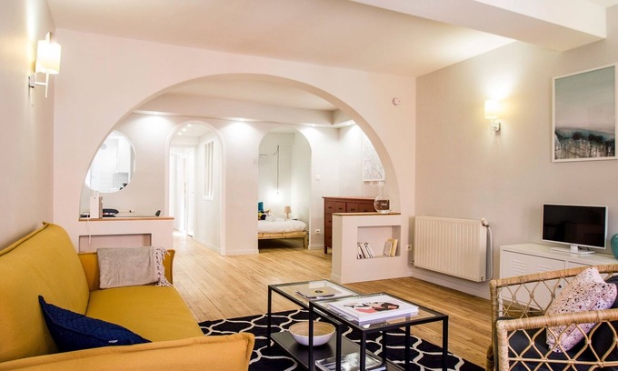 Toulouse City-Centre Apartment | Cozy LES CORDELIERS One Bedroom Apartment - Guest Rated 9.8