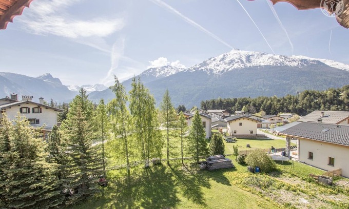 Aussois House | Family-Friendly LES DÉROSES 3 in Aussois with Breakfast
