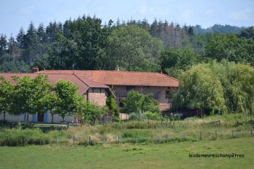 Jarnosse House | Welcoming Les Demeures Champêtres: Child-Friendly Retreat