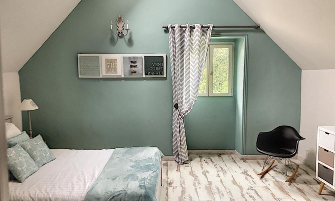 Ploeren Bed & Breakfast | Family-Friendly Retreat at Les Demeures de Kerbosser