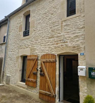 Saint-Regnobert-de-la-Cote-de-Nacre House | Cozy Retreat at les deux pieds sous la couette - 8.9/10